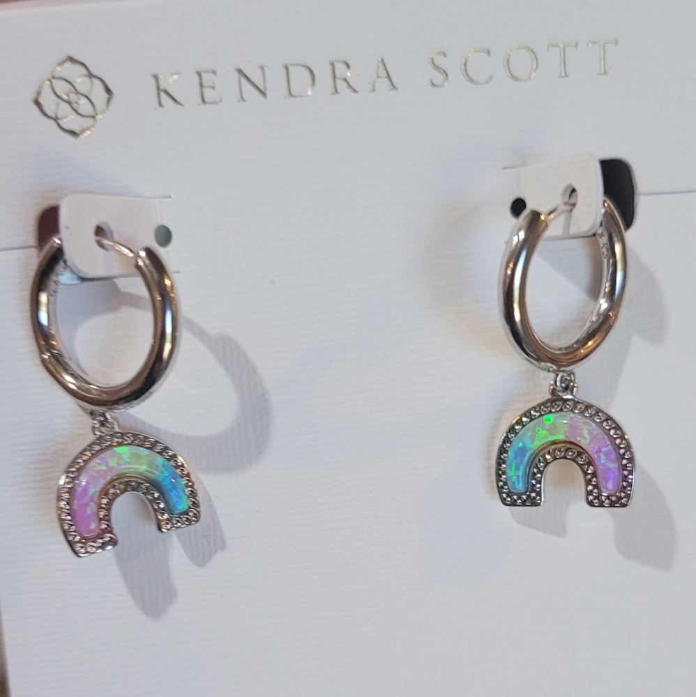 NWT Kendra Scott Rainbow Kyocera Opal Huggie Earrings in Silver Pastel - Picture 5 of 10
